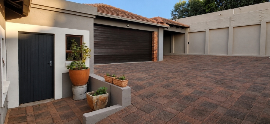 4 Bedroom Property for Sale in Cashan North West